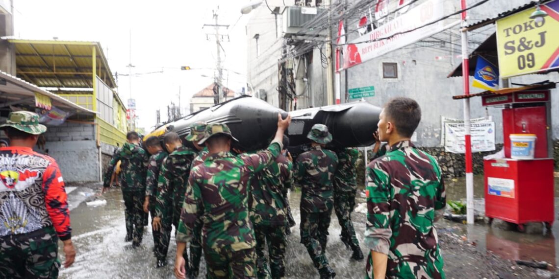 Jaga Keamanan Wilayah, Kodim 1710/Mimika Laksanakan Patroli Humanis Di Wilayah Binaan