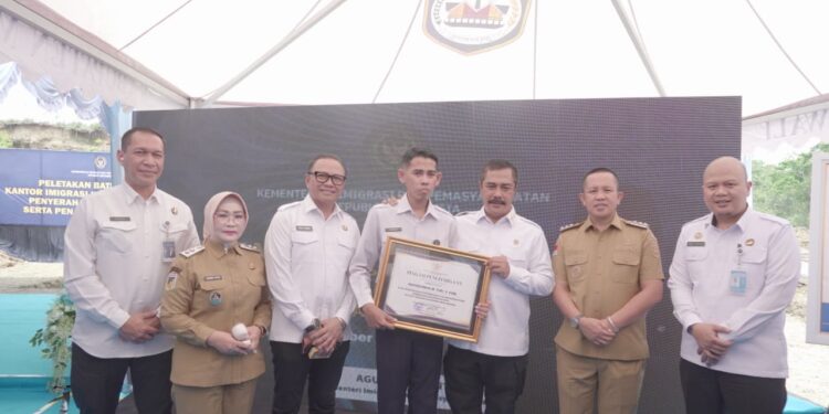 Peletakan Batu Pertama Kantor Imigrasi Morowali, Menteri Agus Tegaskan Komitmen Peningkatan Kualitas Pelayanan*