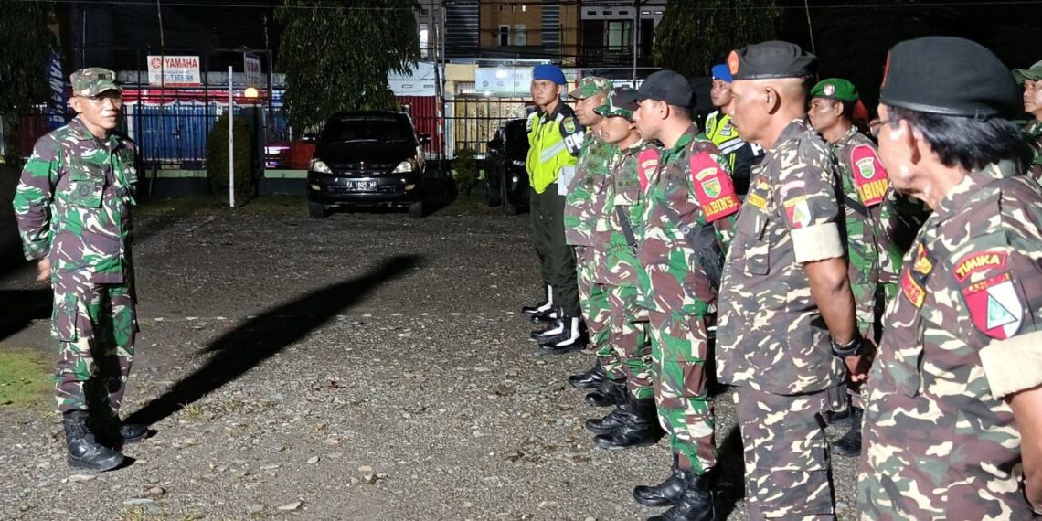 Bersama Anggota Banser dan Pemuda Kerukunan, Kodim 1710/Mimika Kembali Laksanakan Patroli Humanis Jaga Stabilitas Kamtibmas Wilayah