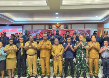Dandim 1710/Mimika Hadiri Pelantikan Pengurus Daerah Karang Taruna Kabupaten Mimika Periode 2025-2030