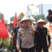Polisi Rayakan Hari Tani Nasional Bersama Massa Aksi di Jakarta