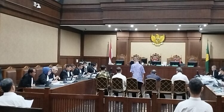 Charles Sitorus Beberkan Fakta di Sidang Tony Wijaya