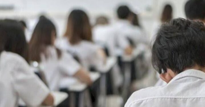 Pelajar di Jakarta Terima PJJ Mulai Hari Ini Bisa  Sekolah di Rumah