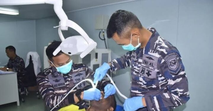 TNI AL Gelar Bakti Sosial di Papua Nugini