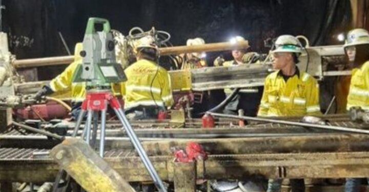 Longsor Terjang Freeport, 7 Pekerja Terjebak