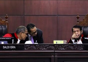 MK Tolak Uji Materi Syarat Pendidikan Polisi