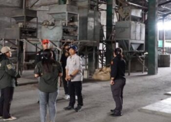 Kejati Kalteng Periksa Pejabat Korupsi Zirkon