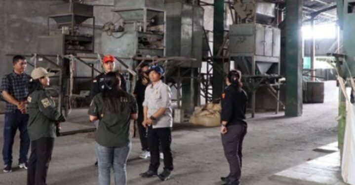 Kejati Kalteng Periksa Pejabat Korupsi Zirkon