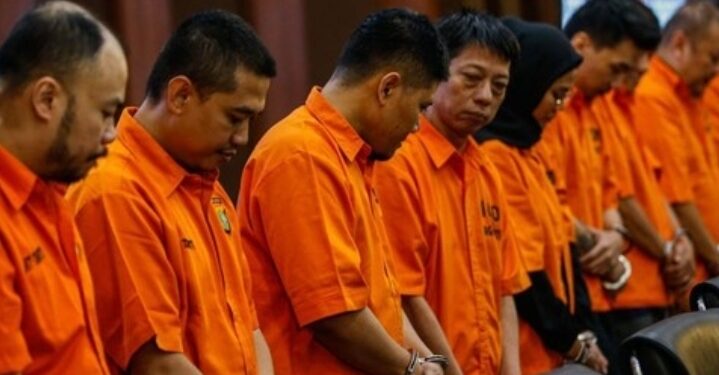 Sindikat Bobol Rekening 204 Miliar Rupiah dan Penculikan