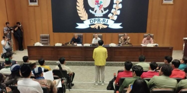 Mahasiswa Bertemu Dasco Cs di DPR, Usul Pembentukan Tim Investigasi