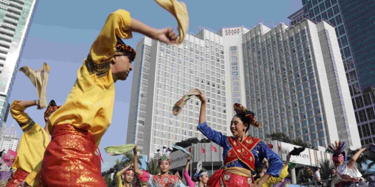 Jaga Jakarta Penuh Warna Perkuat Persatuan Warga