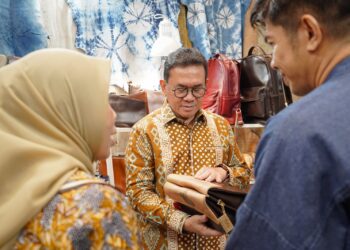 Mendag Busan Ajak Youthpreneurs Gencarkan Inovasi Produk Budaya di INACRAFT October 2025
