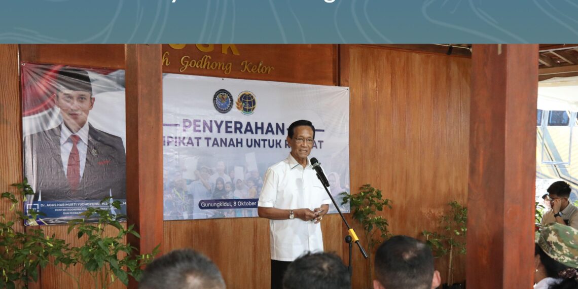 Sri Sultan Hamengkubuwono X Apresiasi Penyerahan Sertipikat Tanah untuk Masyarakat Gunungkidul*