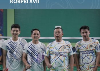 Menteri Nusron dan Wali Kota Palembang Tunjukkan Semangat Sportivitas di Lapangan Bulu Tangkis PORNAS KORPRI XVII*