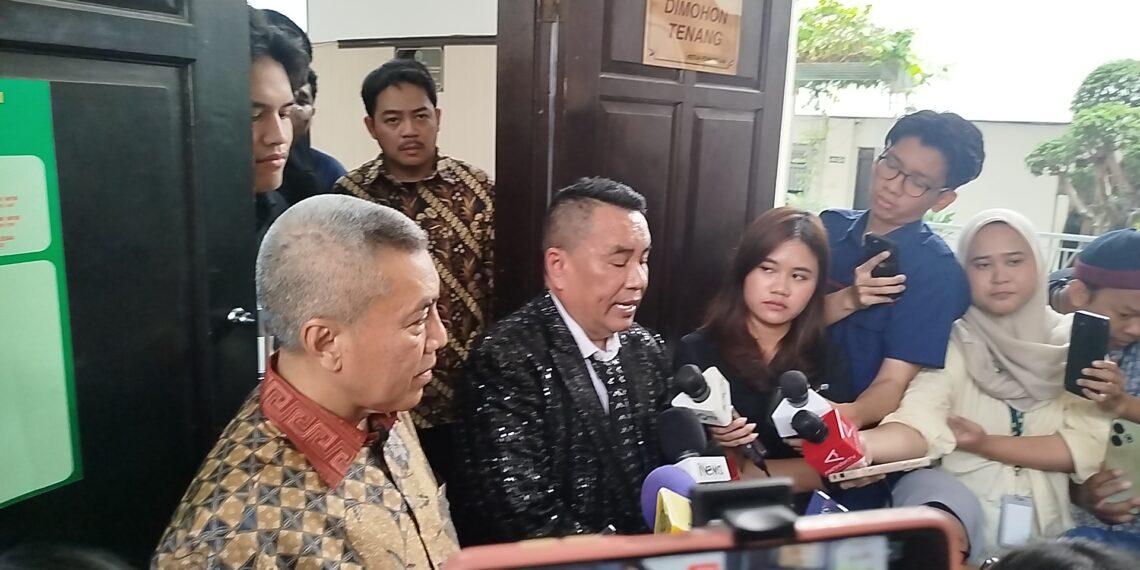 Hotman Tantang Bukti Kerugian Negara di Kasus Nadiem