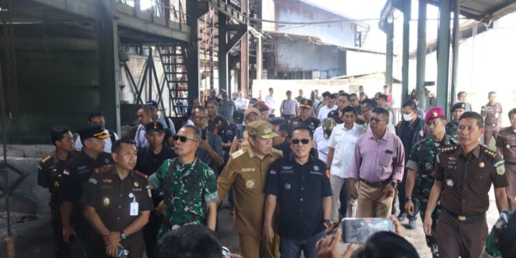 Satgas PKH Dipimpin Jampidsus Tinjau 5 Smelter yang Disita Dalam Kasus Korupsi Tambang Timah