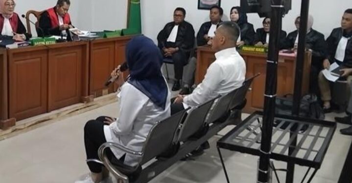 Drama Sidang Fitrianti Agustinda Kasus Korupsi dan Gugat Cerai Suami Digabungkan