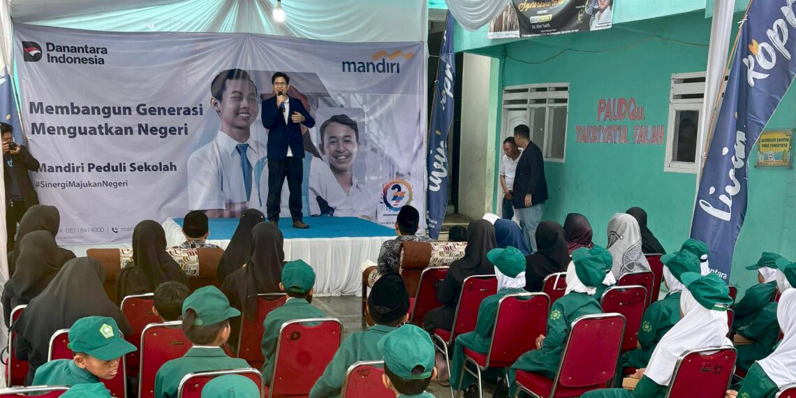 Mandiri Peduli Sekolah Hadir di 27 Sekolah Seluruh Indonesia