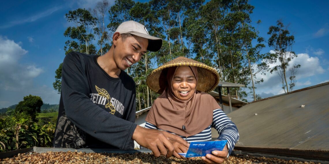 BRI Raih Penghargaan ESG Pilar Sosial Terbaik