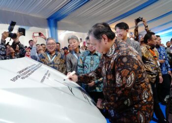 Ekspor 3 Juta Unit Mobil Produksi Nasional Membuka Pasar
