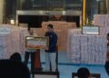 Presiden Prabowo Subianto menyaksikan langsung penyerahan uang sebesar Rp 6,6 triliun kepada negara. 