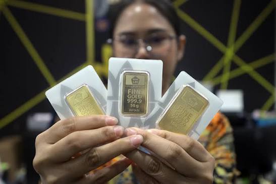 Suku Bunga Global Naik Turun Jadikan Harga Emas Tak Stabil