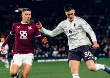Manchester United Ditahan Imbang Burnley 2-2, Fletcher Jelaskan Penarikan Bruno Fernandes