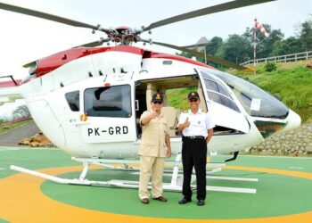 Tangkapan layar helikopter pribadi Presiden Prabowo Subianto yang disebut Seskab Teddy Indra Wijaya namun tidak tercantum dalam LHKPN tahun 2025. Foto: Istimewa/Twitter)
