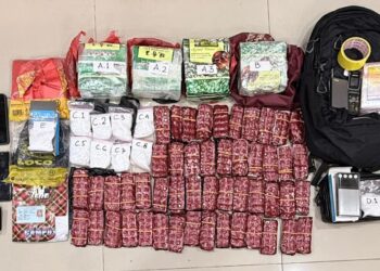 Barang bukti Sabu 27,1 kilogram dan Happy Five 5000 butir. (Humas PMJ)