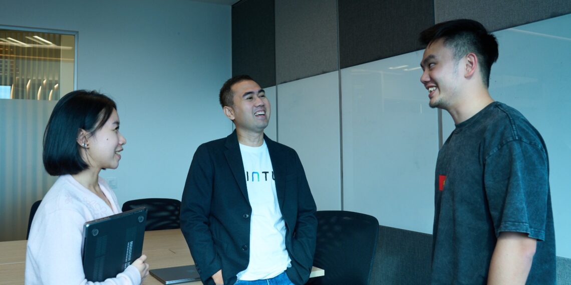 Head of Product Marketing PINTU Iskandar Mohammad (Tengah)