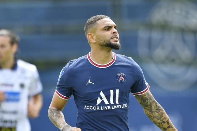 Mantan Pemain PSG Menuju Bandung, Persib Siapkan Perubahan di Lini Belakang