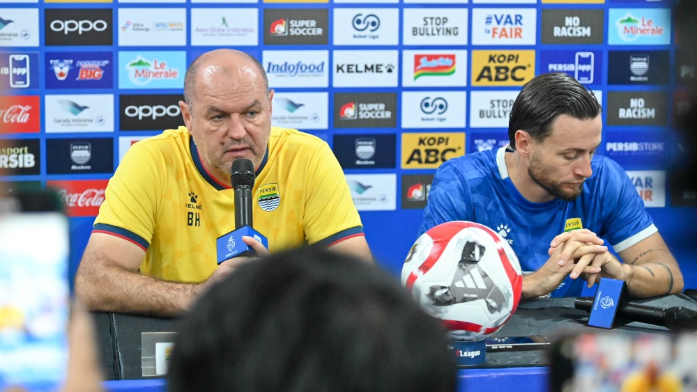 Jaga Pucuk Klasemen Persib Bandung wajib menang saat menjamu PSBS Biak di laga Minggu Malam Nanti (foto: I League)