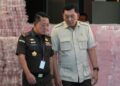 Jaksa Agung Muda Tindak Pidana Khusus (Jampidsus) bersama jajaran dan Satgas Penertiban Kawasan Hutan (PKH) telah menyerahkan uang sebesar Rp 6,6 triliun ke negara melalui Menteri Keuangan dan disaksikan langsung oleh Presiden Prabowo Subianto.