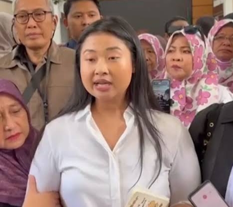 Majelis Hakim Pengadilan Negeri Jakarta Selatan menjadwalkan sidang pembacaan putusan perkara dugaan penghasutan demonstrasi Agustus 2025 dengan terdakwa Laras Faizati pada 15 Januari 2026.
