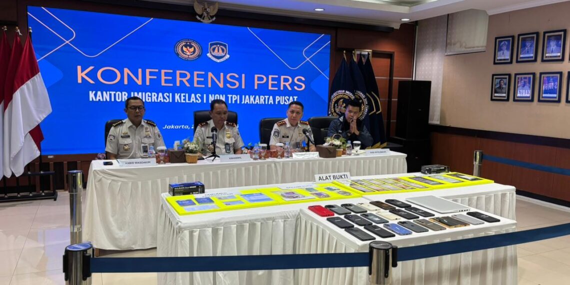 Kantor Imigrasi Jakarta Pusat Menangkap 5 Wna Nigeria Pelaku Love Scaming (Ist)