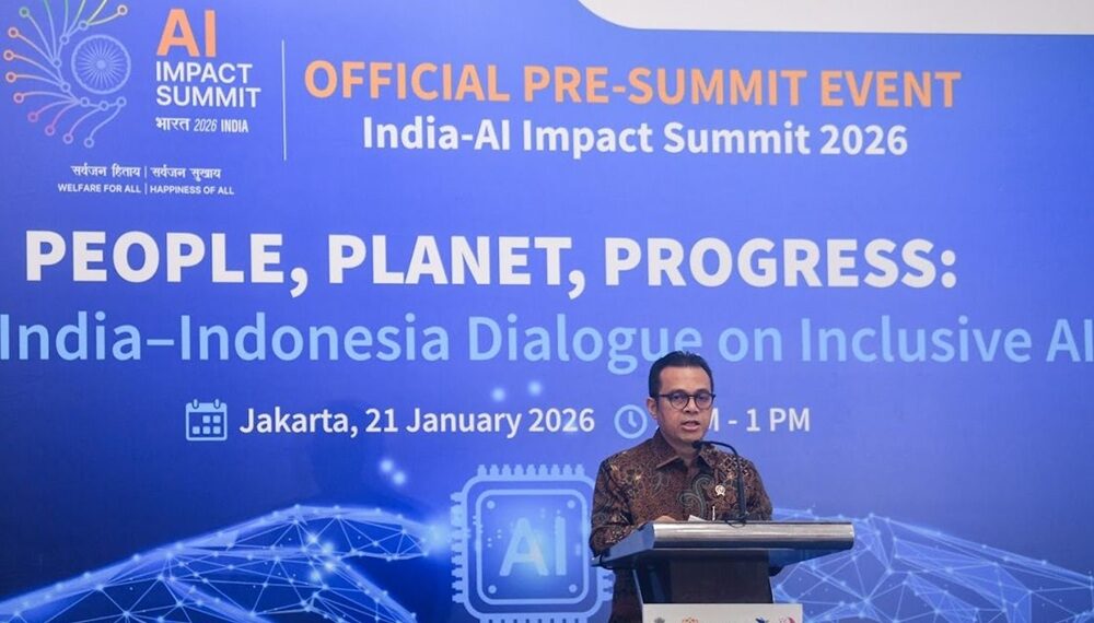 Wamenkomdigi Nezar Patria menyampaikan sambutan dalam acara Official Pre-Summit Event: India-AI Impact Summit 2026 di Hotel Le Meridien, Sudirman, Jakarta Pusat, Rabu (21/01/2026). (Foto: Pey HS/Komdigi)