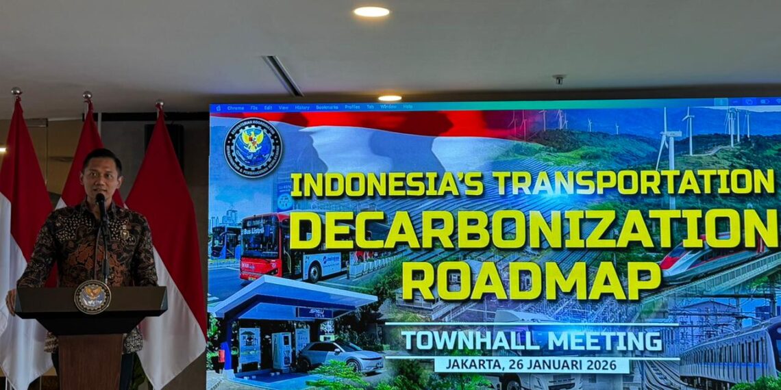 Menko Infrastruktur AHY Town Hall Meeting: Dekarbonisasi Transportasi Indonesia di Jakarta, Senin (26/1). foto: Ist