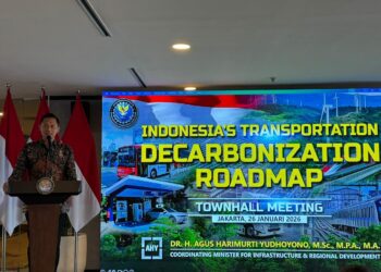 Menko Infrastruktur AHY Town Hall Meeting: Dekarbonisasi Transportasi Indonesia di Jakarta, Senin (26/1). foto: Ist