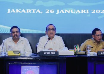 Menko PMK Pratikno Rapat Koordinasi Satuan Tugas Percepatan Rehabilitasi dan Rekonstruksi Pascabencana Alam di Kantor Kementerian Dalam Negeri, Senin (26/1/2026)