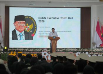 Menko Polkam Djamari Chaniago saat membuka acara BSSN Executive Town Hall 2026 di Depok, Jawa Barat, Senin (19/1/2026).