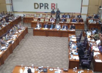 Seluruh fraksi di Komisi III DPR RI kompak mendukung Polri tetap di bawah presiden (Foto: Ainurrahman)