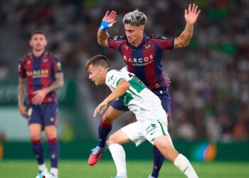 Tekuk Elche 3-2, Levante Keluar dari Zona Degradasi La Liga (Liga Olahraga)