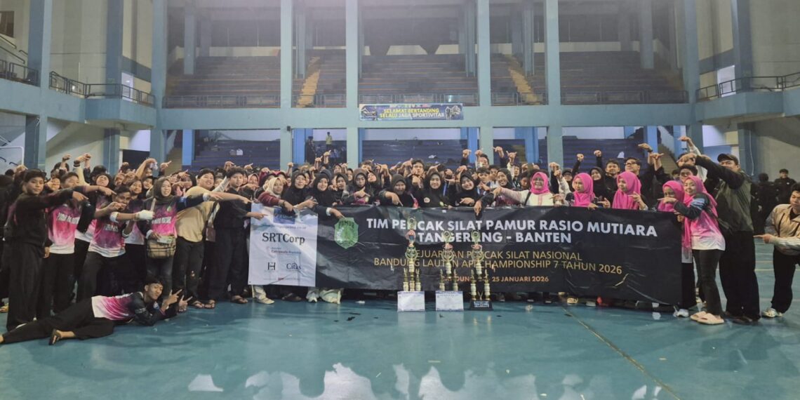 Tim Pencak Silat Pamur Rasio Borong Juara Umum Kejuaraan Pencak Silat BLA 7 di Bandung