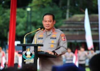 Kapolda Metro Jaya Irjen Pol Asep Edi Suheri melakukan rotasi terhadap 20 Kapolsek di wilayah Jakarta dan sekitarnya