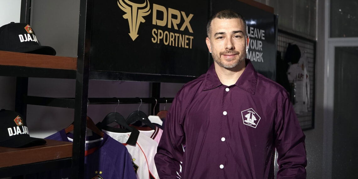 Pelatih Persik Kediri, Marcos Reina Torres, menilai para pemain anyar Macan Putih menunjukkan proses adaptasi yang cepat jelang putaran kedua BRI Super League 2025/26.