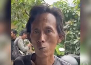 Pak Sudrajat pedagang es jadul. (Foto: tangkapan layar)