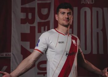 Krisis di lini belakang, Luka Dumancic diharap bisa menjadi bala bantuan bagi Persis Solo mengarungi BRI Super League Putaran 2. (IG Persis Solo)