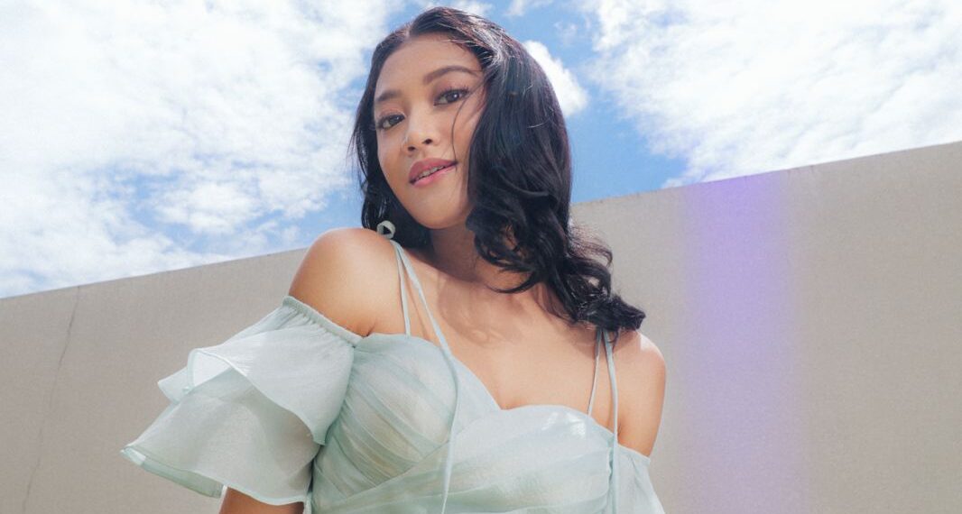 Penyanyi Safira Zaza merilis single Salah Tapi Baik di bawah naungan MyMusic Records.