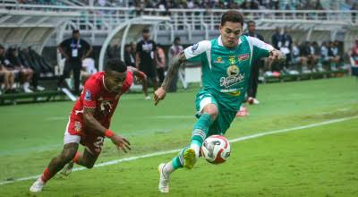 Persebaya Kalahkan Malut United 2-1 di Pekan ke-17 Super League