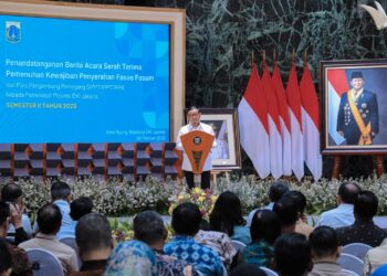 Gubernur DKI Jakarta, Pramono Anung saat menyaksikan BAST Fasum Fasos dari Pengembang, Rabu (4/2/2026) (Foto: Ridwansyah/ekoin.co)